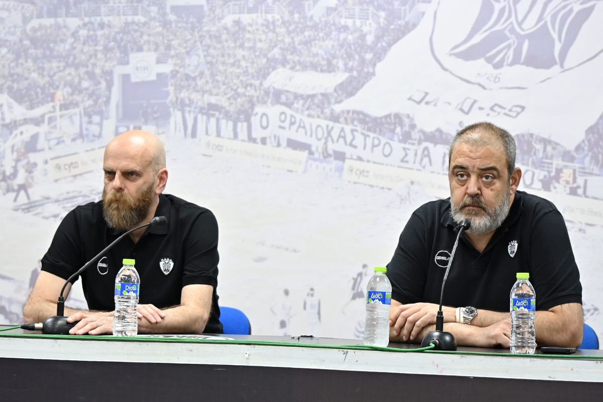 Θανάσης Χατζόπουλος