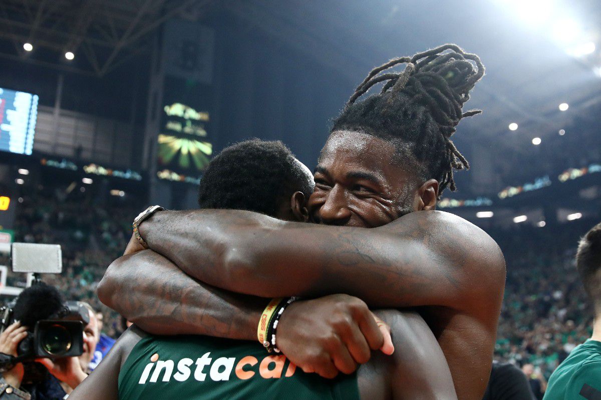 Πώρωσε τον Λεσόρ ο Αταμάν: «Ετοιμάσου για το Final Four!»