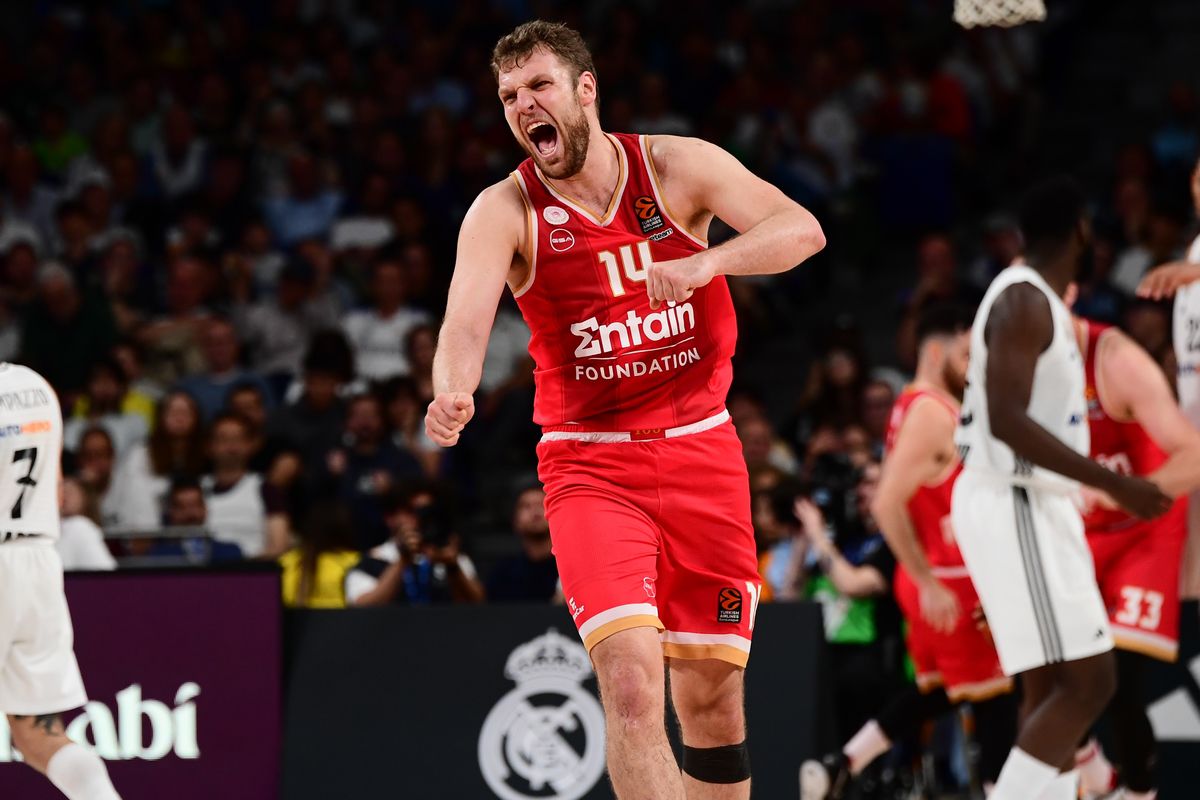 Ολυμπιακός: Ο Βεζένκοφ στο Final Four θέλει να ολοκληρώσει αυτό που άφησε στη μέση