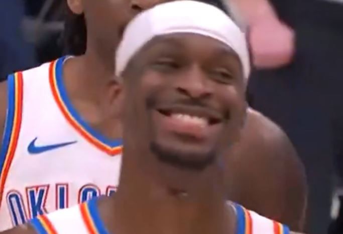 Όλοι σχολιάζουν το χαμόγελο του Σάι Γκίλτζεους-Αλεξάντερ μετά την ήττα του και αυτός είναι ο λόγος (vid)