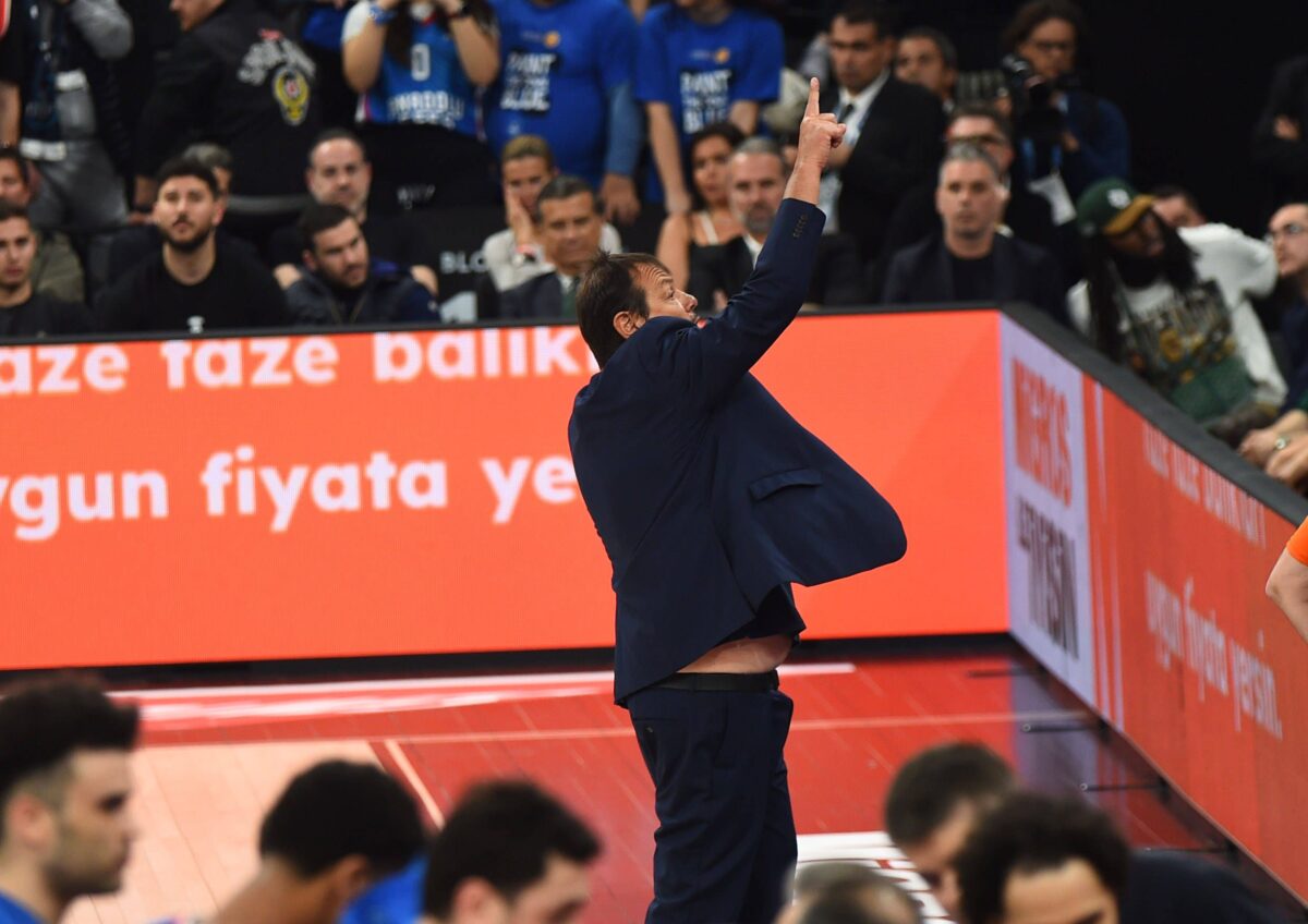 Μπράιαντ για το περιστατικό Αταμάν και οπαδών Εφές: «Σπουδαίος άνθρωπος ο κόουτς, τα συναισθήματα μερικές φορές σε ξεπερνούν»