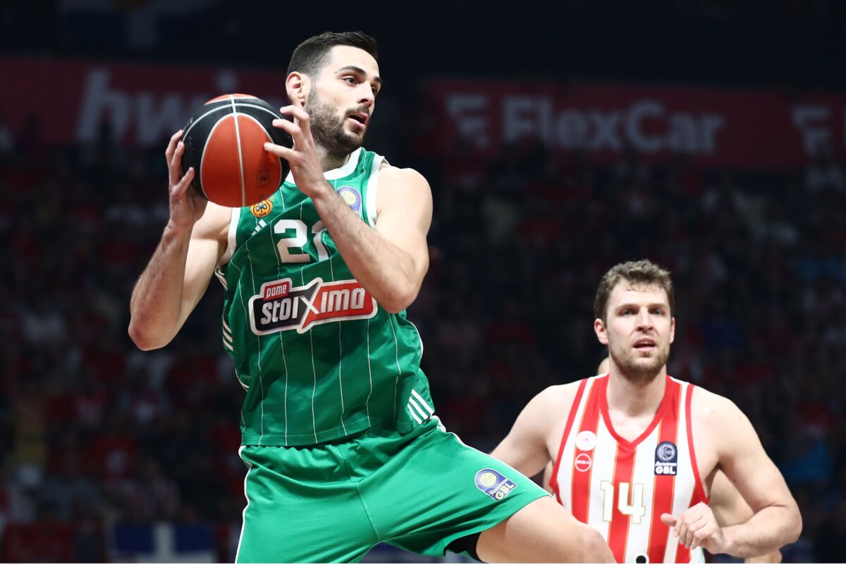 Παπαπέτρου για τη μεταγραφή του στον ΠΑΟ: «Όταν υπέγραψα, κόσμος του Ολυμπιακού βρέθηκε κάτω από το σπίτι μου»