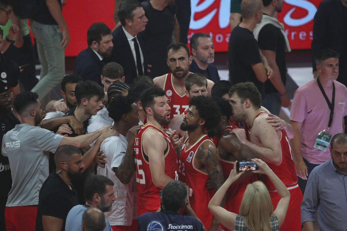 Σοβαρές καταγγελίες από τον Ολυμπιακό: «Κλίμα ζούγκλας στο ΟΑΚΑ – Ακόμα και ο Εισαγγελέας φοβήθηκε»