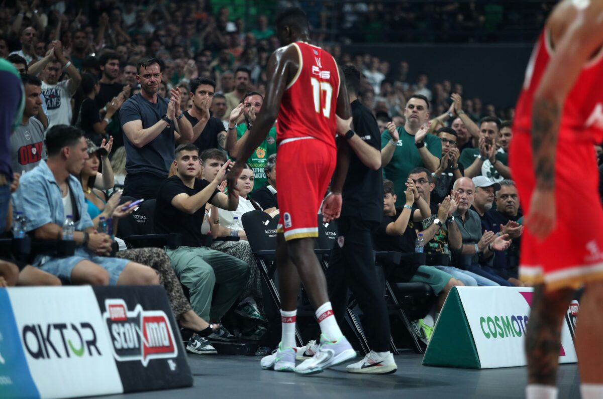 Χαραμάδα πολιτισμού κι ανθρωπιάς στην τοξικότητα: Ο Παναθηναϊκός ευχήθηκε ταχεία ανάρρωση στον Φαλ