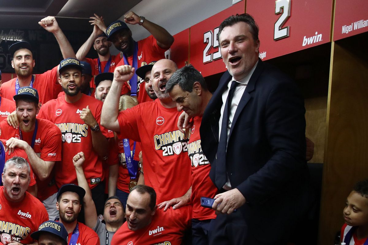 Λεπενιώτης: «Καρυδάτο» και ιστορικό το πρωτάθλημα του Ολυμπιακού