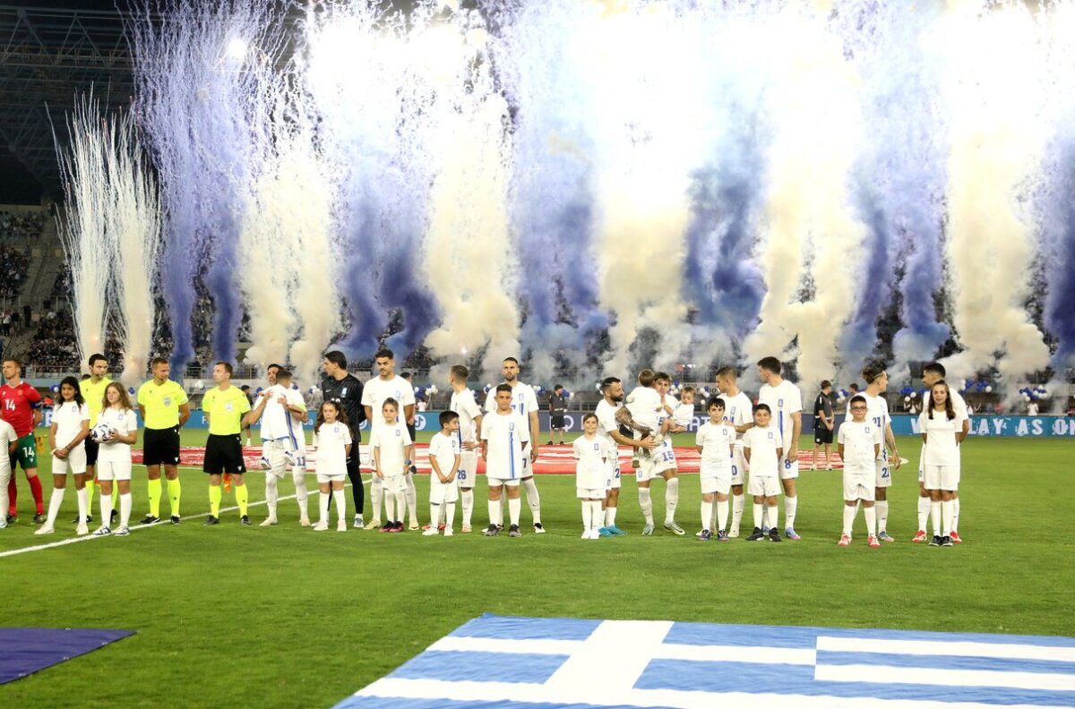 Εκρηκτική ατμόσφαιρα στο Παγκρήτιο: Πάνω από 17.000 φίλαθλοι στο φιλικό Ελλάδας – Βουλγαρίας