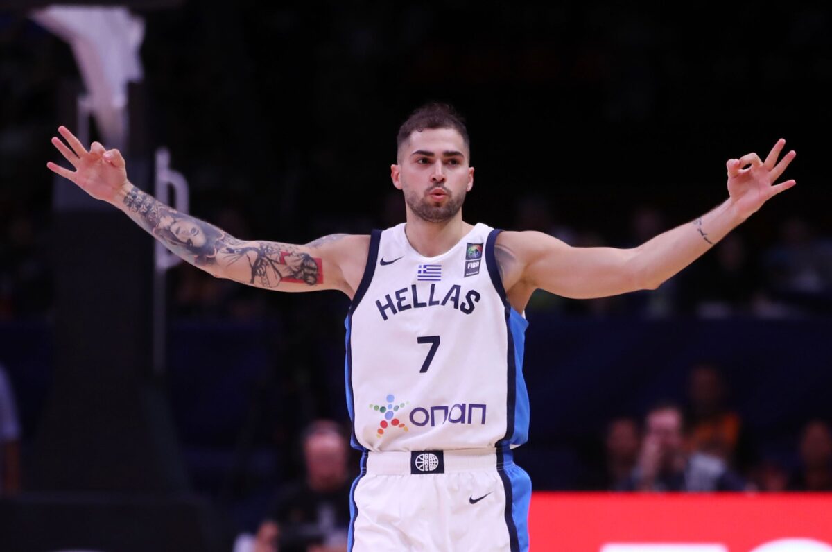 Τολιόπουλος: «Ανυπομονώ να φορέσω τη φανέλα του Παναθηναϊκού και να ζήσω την ατμόσφαιρα του ΟΑΚΑ»