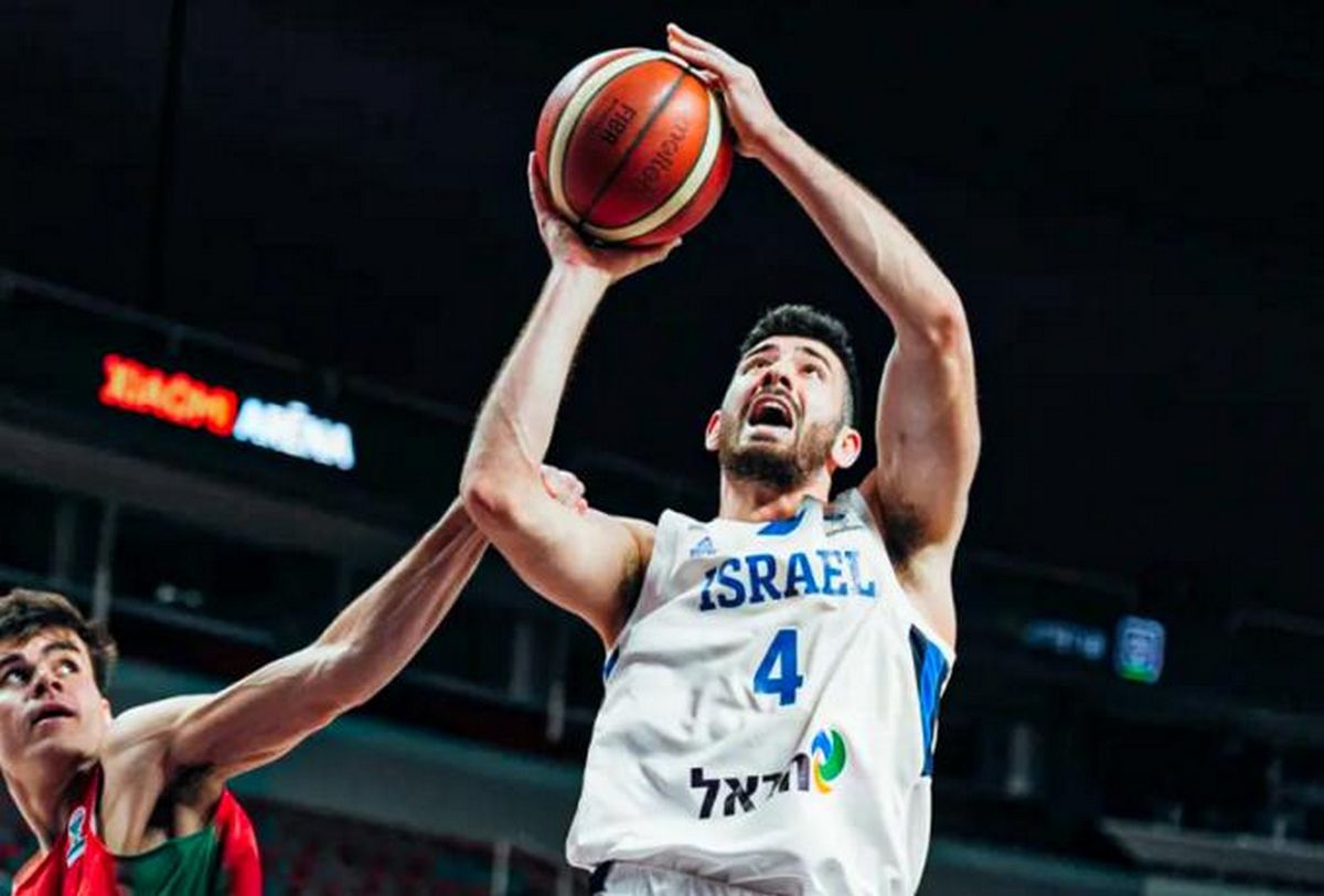 Mακάμπι Τελ Αβίβ: Τριετές συμβόλαιο υπέγραψε ο Γκουρ Λαβί