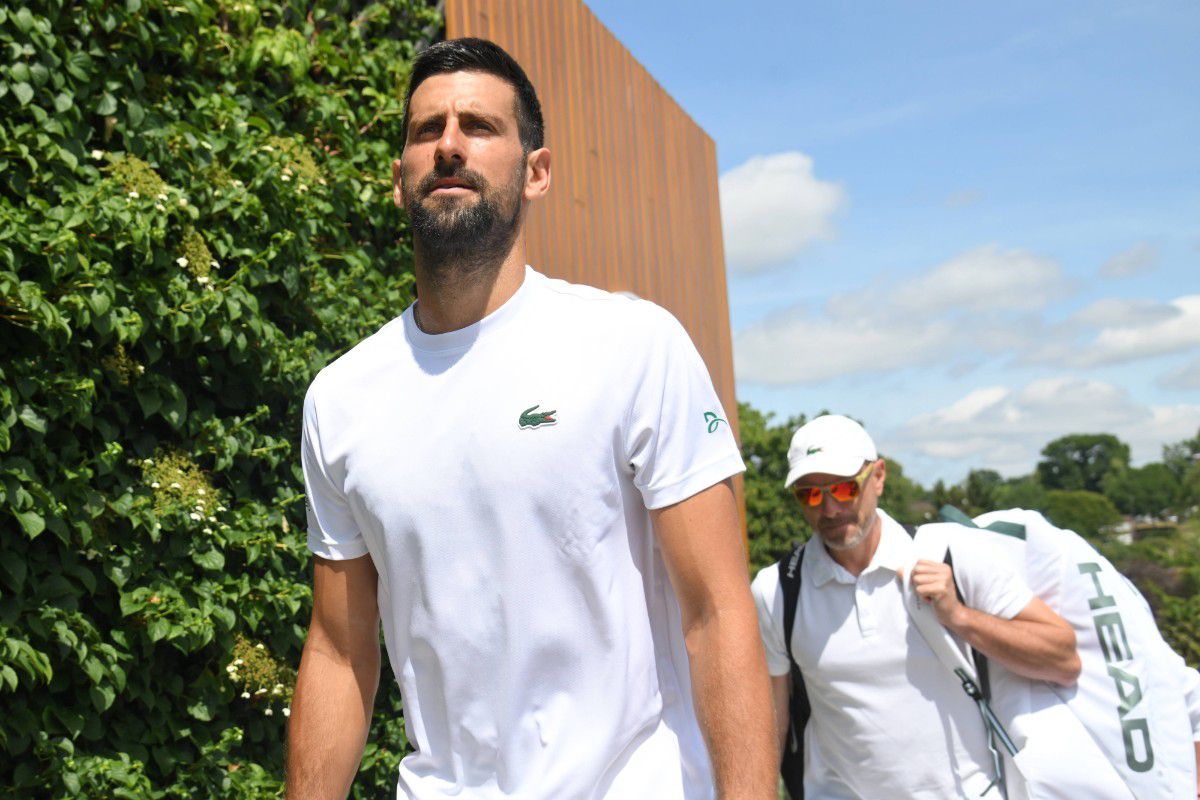 Ο Τζόκοβιτς διέψευσε ότι θα μετακομίσει μόνιμα στην Αθήνα