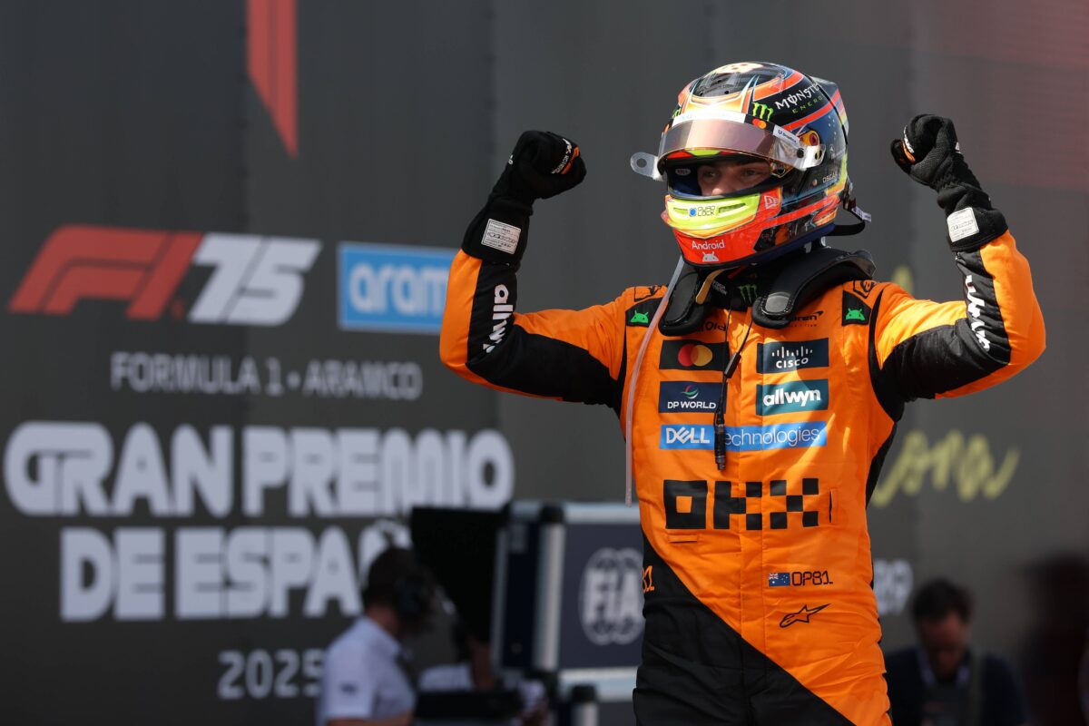 Ο Πιάστρι ισοφάρισε το επίτευγμα των Σένα και Χάμιλτον με τη νίκη του στην Ισπανία