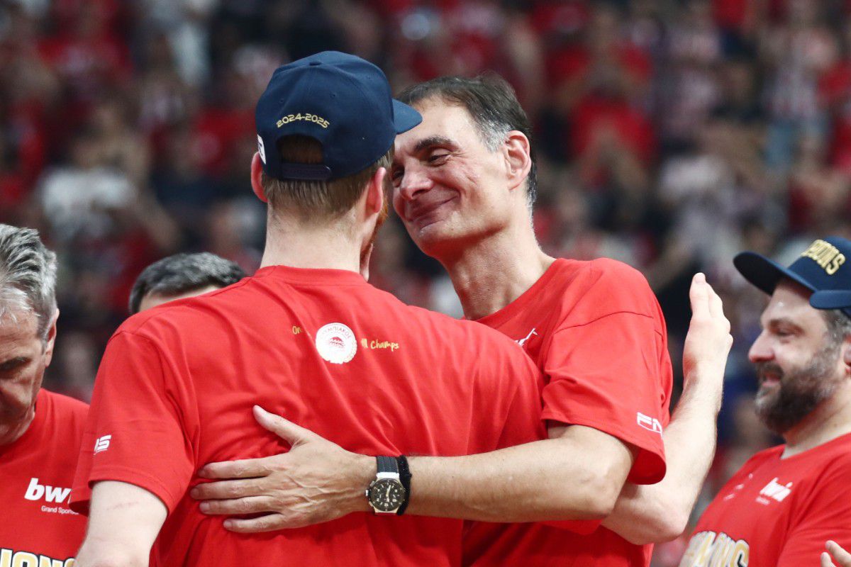 «Ζωγράφος» Μπαρτζώκας και ένας Ολυμπιακός ομαδικός, απολαυστικός και… πρωταθλητής!