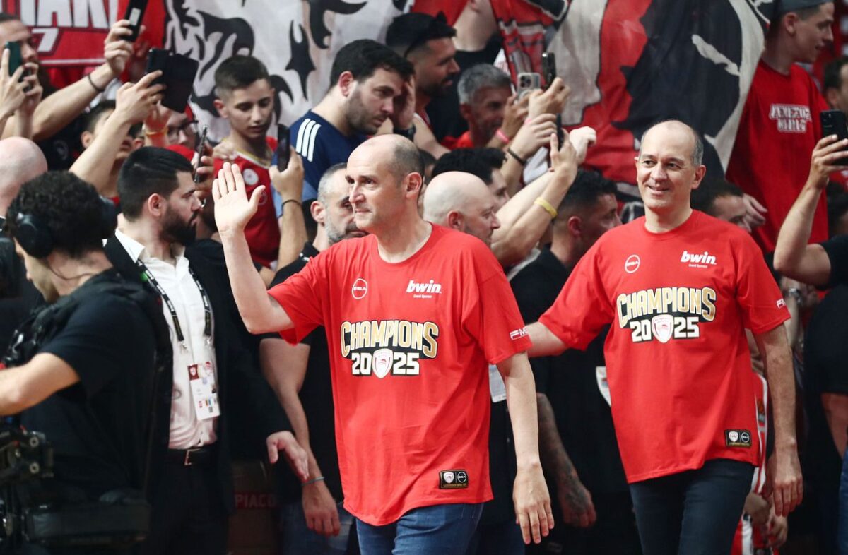 Αγγελόπουλοι: «Άθλος αυτό που πετύχαμε με μειονέκτημα – Δεν ξέρουμε πώς άντεξε ο Μπαρτζώκας»