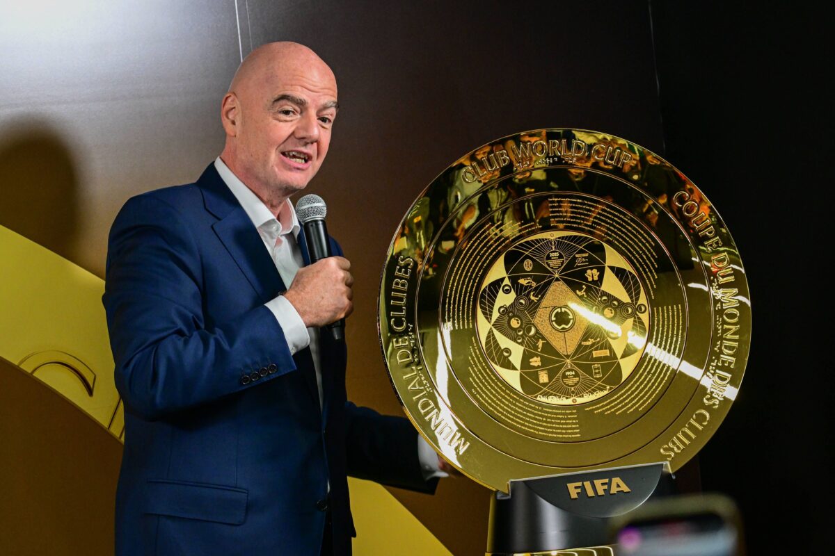 Η FIFA αλλάζει θέσεις στους οπαδούς για μη φαίνονται άδεια τα γήπεδα στο Παγκόσμιο Κύπελλο Συλλόγων