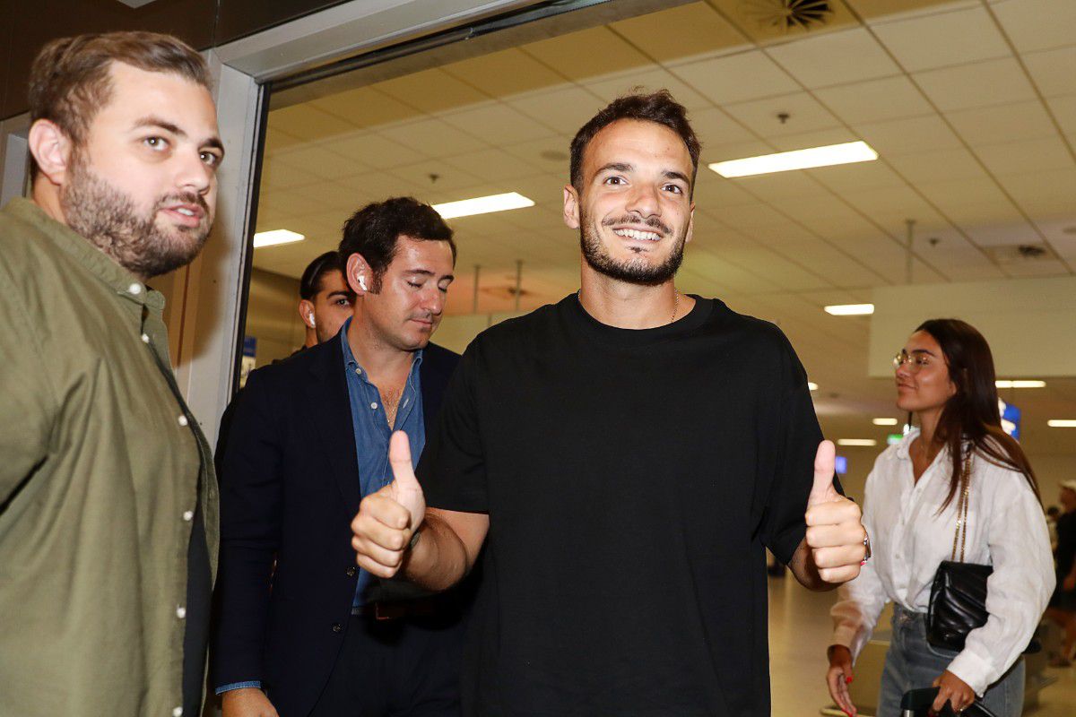 Παναθηναϊκός: Στην Αθήνα ο Τσιριβέγια – «Ήρθα για να κατακτήσω τίτλους» (vids & pics)