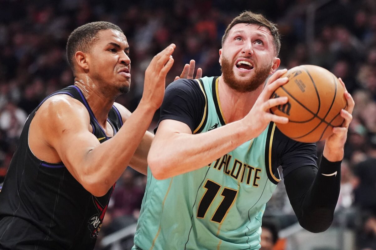 Στους Τζαζ ο Νούρκιτς, πήραν τον Σέξτον ως αντάλλαγμα οι Χόρνετς