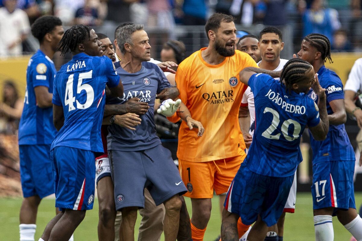 Η εξήγηση του Ενρίκε για το χτύπημα στον Ζοάο Πέδρο