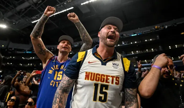 Οι Μόρις δεν συγχωρούν τον Γιόκιτς: Προκάλεσαν δημόσια τα αδέρφια του σε… ξύλο!