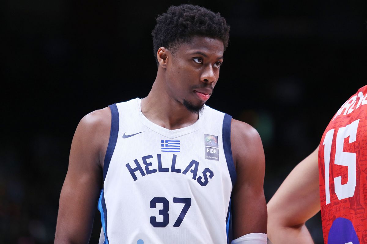 Ολυμπιακός: Οριστική συμφωνία με Κώστα Αντετοκούνμπο