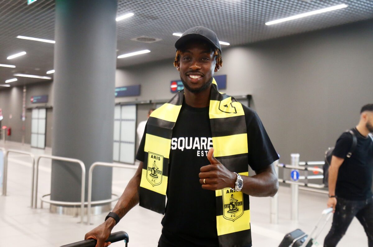 Ο Καντεβέρε επέστρεψε στη Θεσσαλονίκη για να υπογράψει στον Άρη (pics)