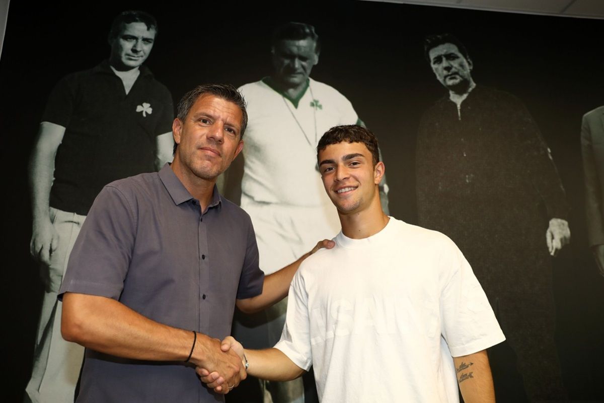 Παναθηναϊκός: Υπέγραψε επαγγελματικό συμβόλαιο ο 19χρονος Σκαρλατίδης