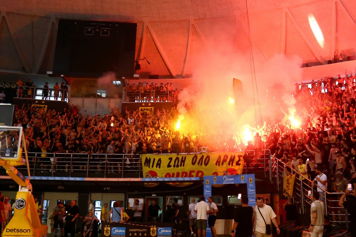 Αποθέωση στο Αλεξάνδρειο: Οι φίλοι του Άρη βάζουν «φωτιά» πριν την εποχή Σιάο (vid)