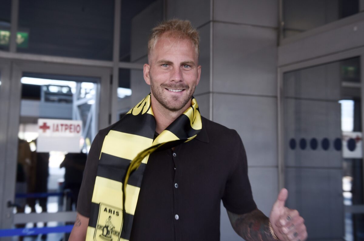 Στη Θεσσαλονίκη για τον Άρη ο Ράτσιτς (pics)