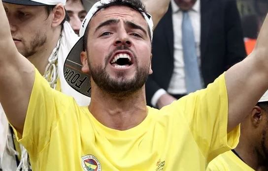 Φενέρμπαχτσε: Συνεχίζει για 13η σεζόν στον σύλλογο ο Μαχμούτογλου