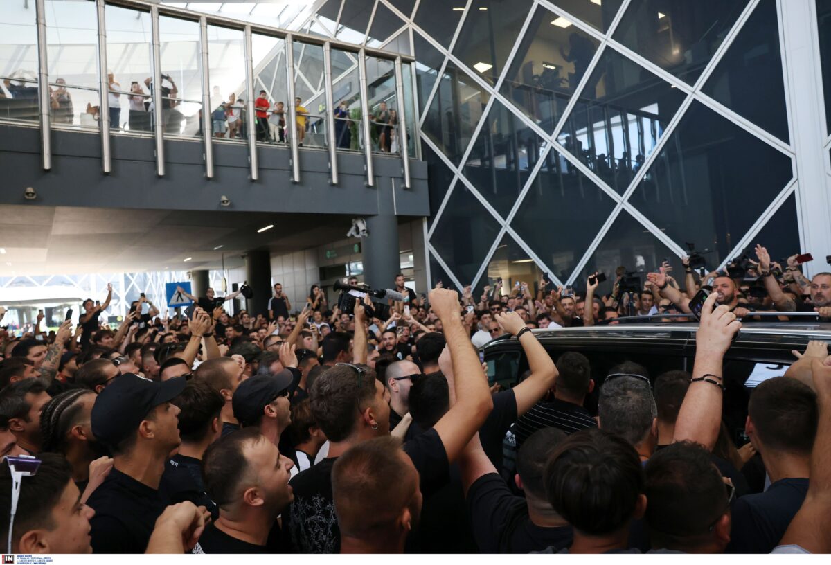 Ασπρόμαυρη… παράνοια για Ζαφείρη – Το βίντεο του PAOK TV με την άφιξή του