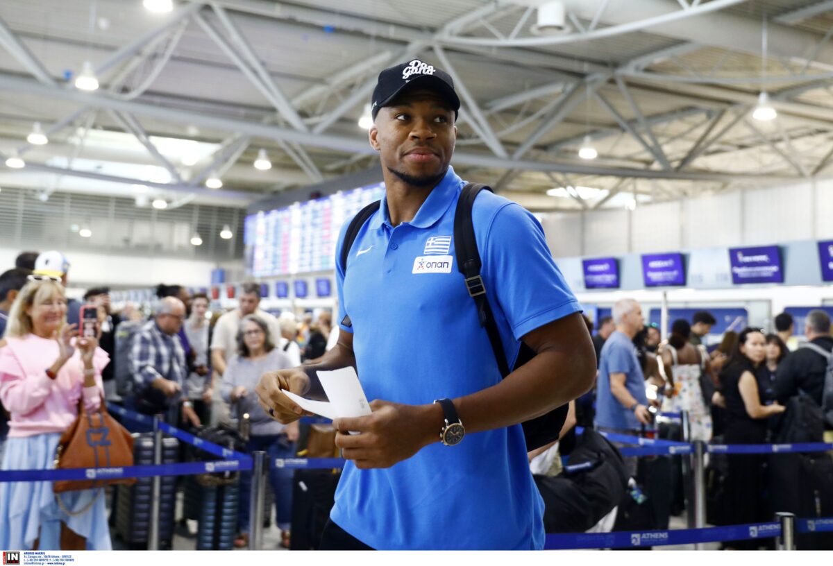 Θερμή υποδοχή για την Εθνική ομάδα στη Λάρνακα