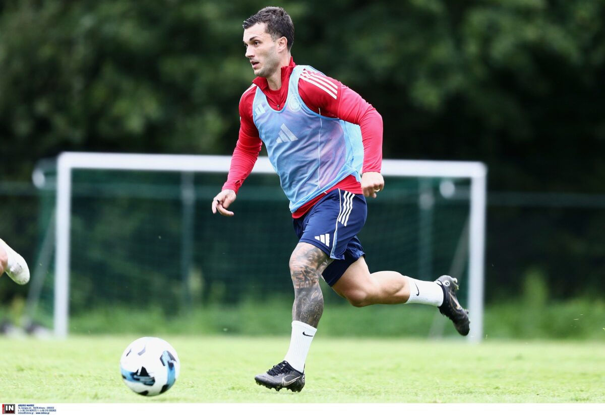 Ολυμπιακός: Οι 11/11 αλλαγές με Ντεν Χάαγκ, ο Στρεφέτσα και οι παρατηρήσεις του Μεντιλίμπαρ