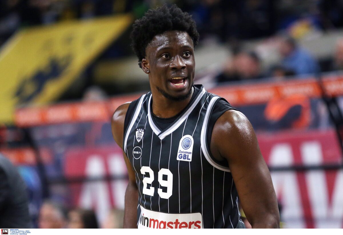 O Άλεξ Αντετοκούνμπο αφήνει τον ΠΑΟΚ για τον Άρη!