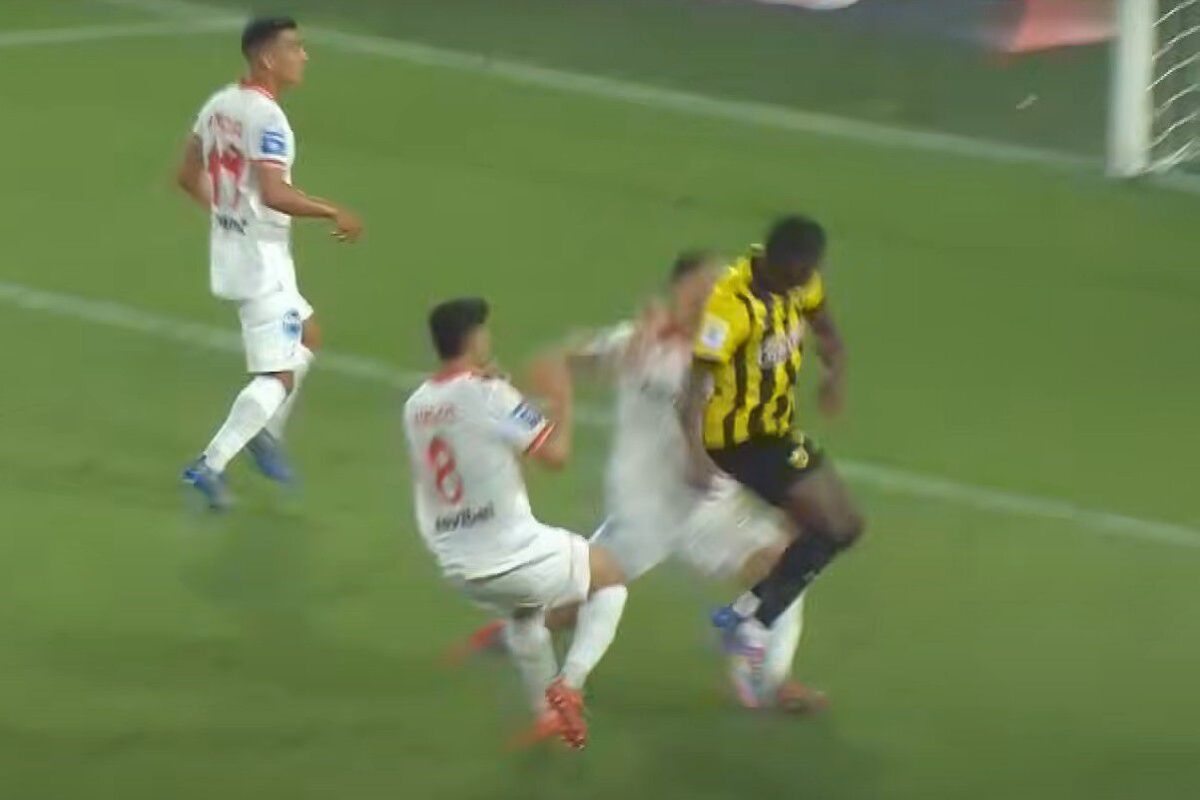 Τι λέει ο κανονισμός για το πέναλτι του Ζίνι