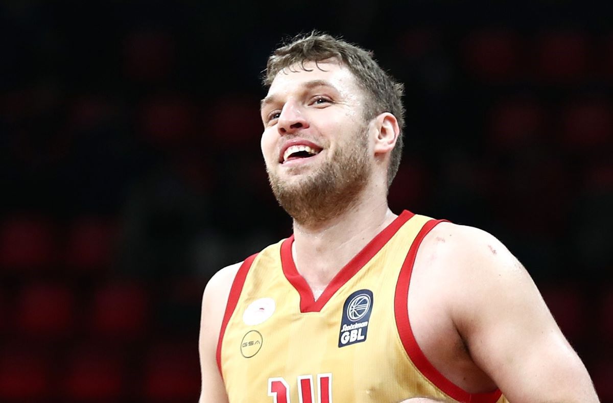 Για τέταρτη φορά MVP της αγωνιστικής ο Βεζένκοφ!