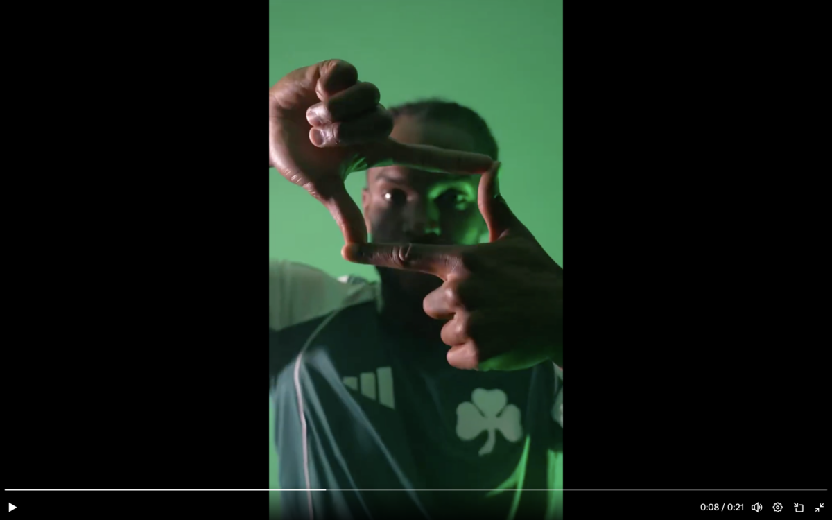 Σούπερ βίντεο στην παρουσίαση του Σάντσες από τον Παναθηναϊκό, έπαιξε Playstation και σκόραρε (vid)