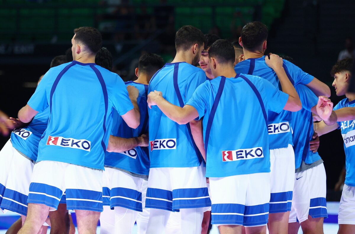 Ελάχιστα εισιτήρια απομένουν για το φιλικό της Ελλάδας με το Μαυροβούνιο στο Παλατάκι