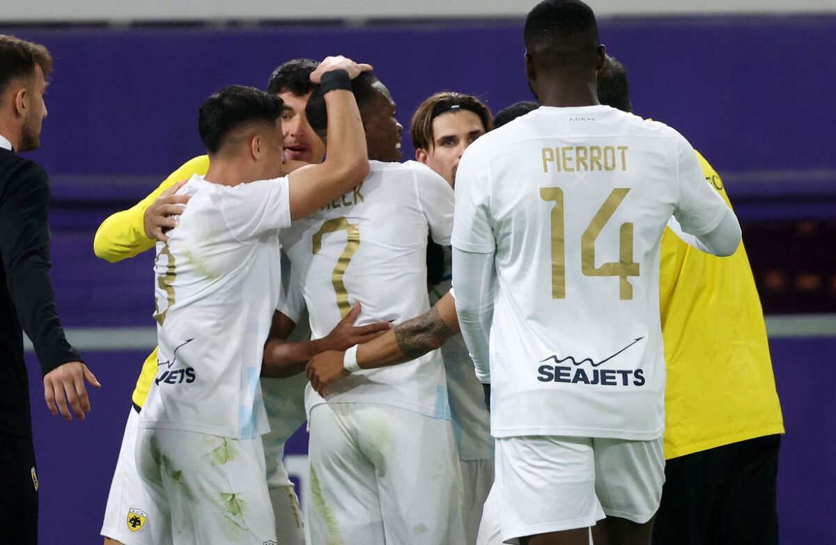 Οι έντονοι πανηγυρισμοί στο γκολ του Ελίασον και η αγκαλιά Ηλιόπουλου-Νίκολιτς: Η παρακάμερα του Άντερλεχτ-ΑΕΚ (vid)