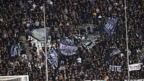«Ντόπες» του κόσμου του ΠΑΟΚ στην προπόνηση ενόψει της ρεβάνς με τη Ριέκα