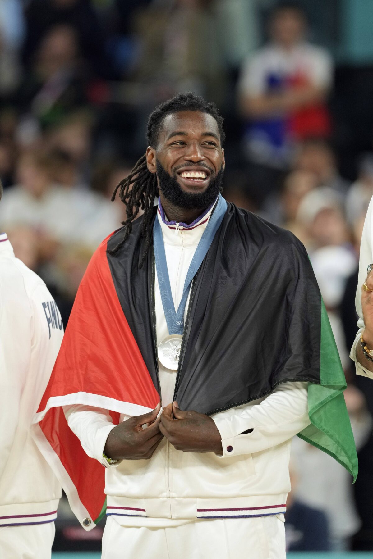 Λεσόρ ενόψει Eurobasket 2025: Εύχεται στη Γαλλία με απίθανο τρόπο (pic)