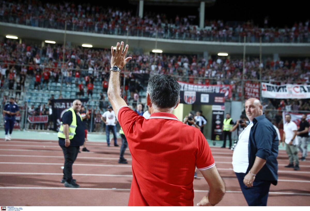 Το «ευχαριστώ» του Μεντιλίμπαρ στο κόσμο του Ολυμπιακού (pics)