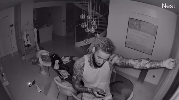 Ο Λεσόρ έχασε το… μέτρημα με τα τατουάζ του! (vid)