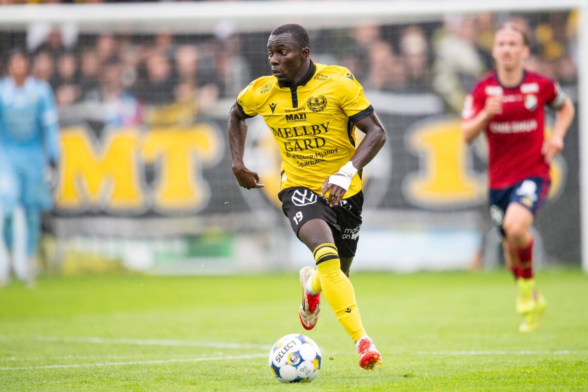 Έρχεται Ελλάδα και υπογράφει με τον Ολυμπιακό ο Μανέ