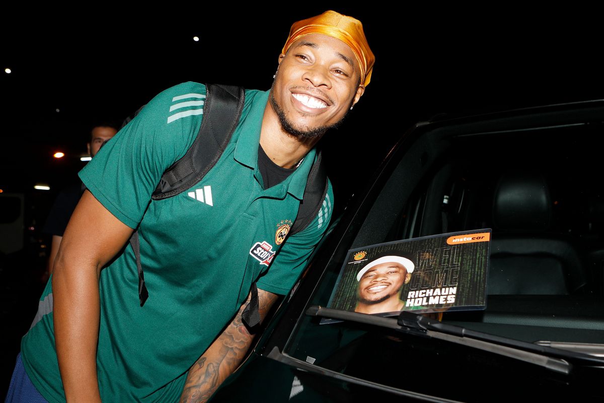 Ποιες φανέλες επέλεξαν οι παίκτες του Παναθηναϊκού – Η συμβολική επιλογή από τον Χολμς