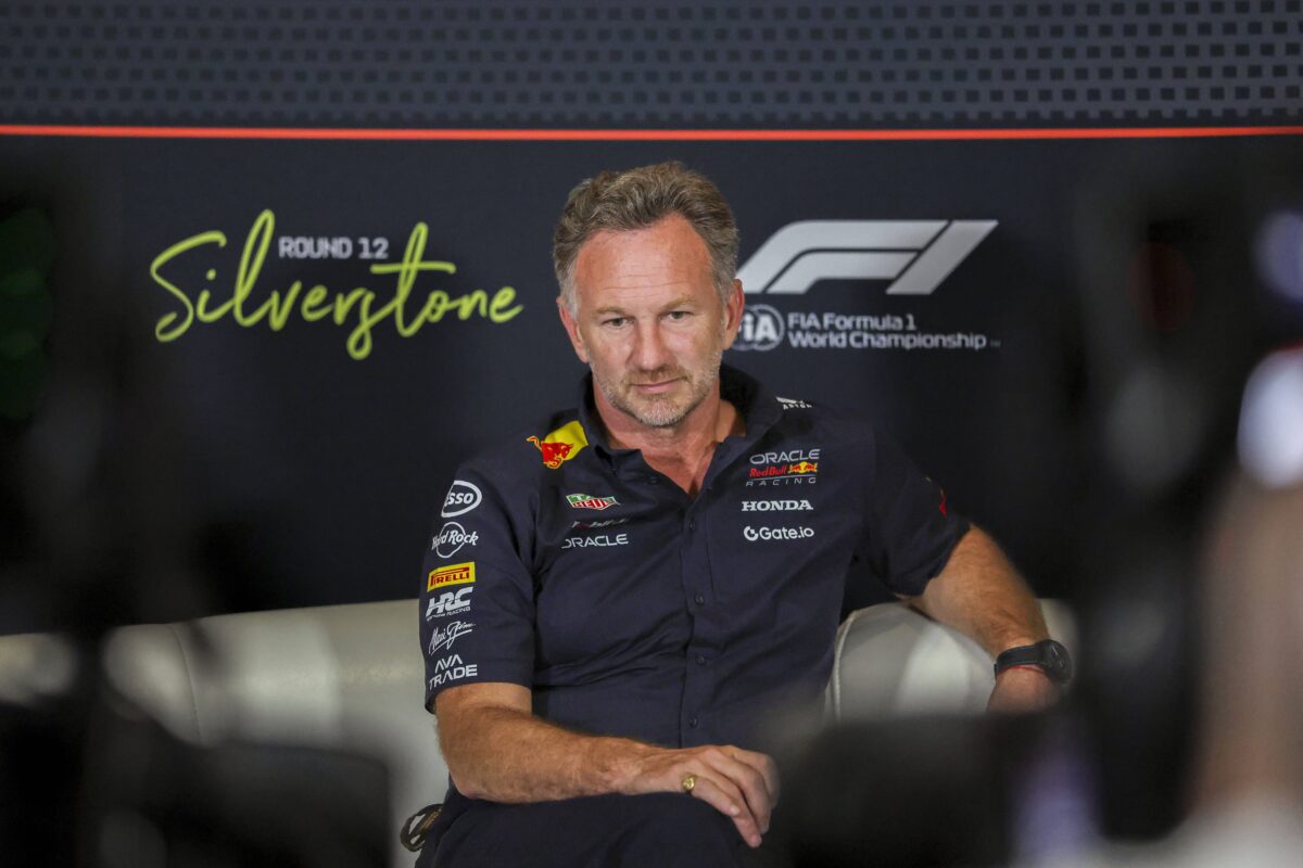 Ο Χόρνερ απομακρύνθηκε και επίσημα από τη Red Bull