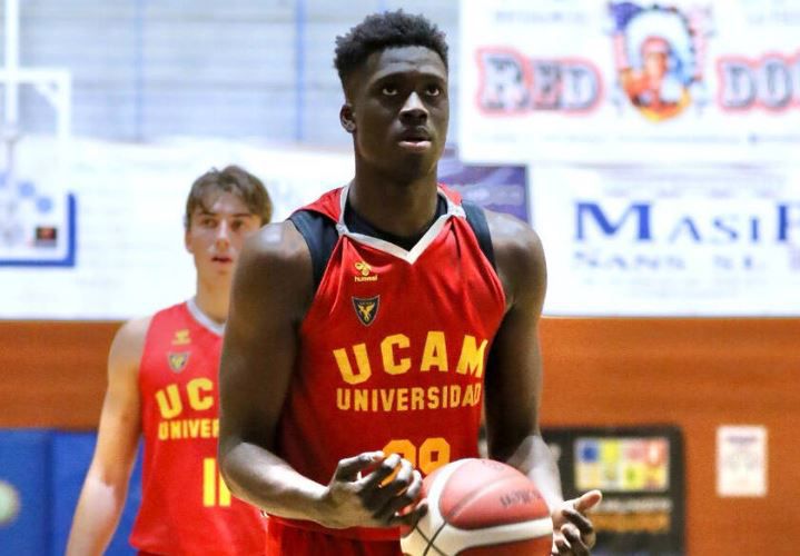 Άλεξ Αντετοκούνμπο: «Υπέρτατα ευλογημένος που ανήκω σε έναν οργανισμό τόσο υψηλού επιπέδου»