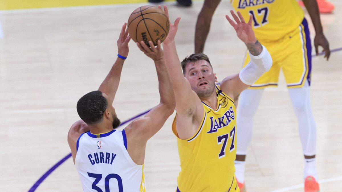 Πρεμιέρα με ματσάρες στο NBA και Χριστούγεννα δίχως… Γιάννη