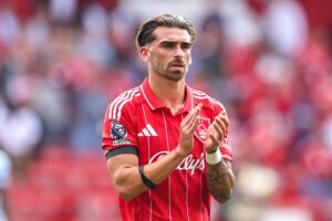 Ο Ζότα Σίλβα με τη φανέλα της Νότιγχαμ