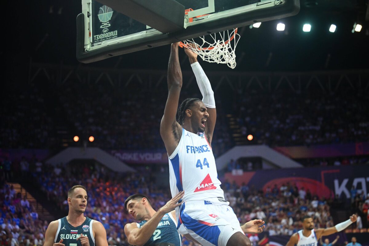 Χάνει τον Σαρ η Γαλλία για την συνέχεια του Eurobasket