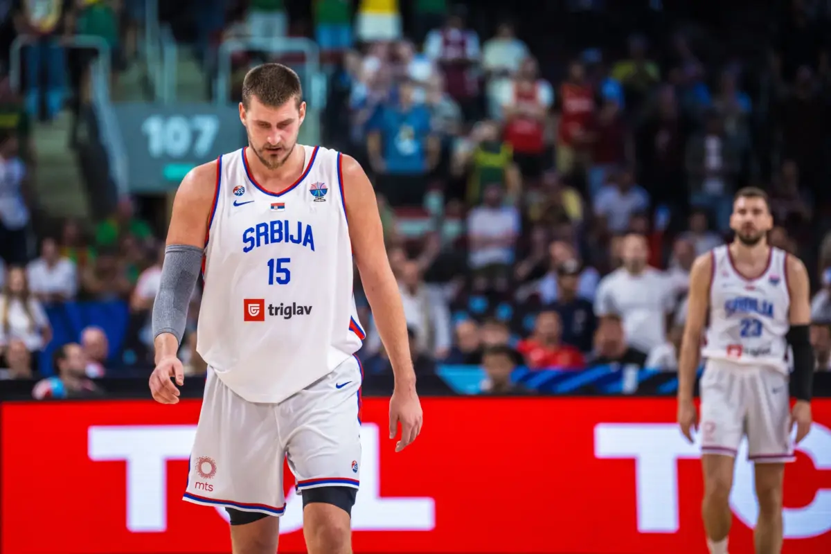 «Ντροπή και ρεζίλι»: Σκληρή κριτική από τα σερβικά ΜΜΕ για τον αποκλεισμό