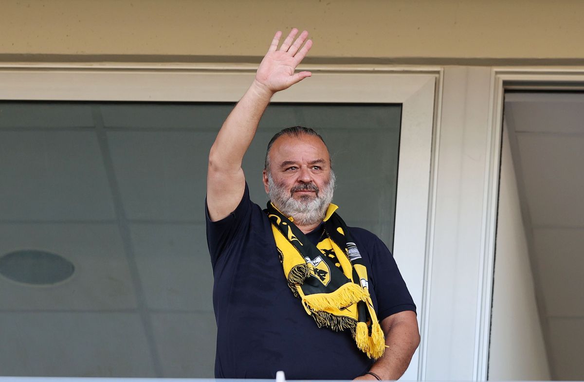 Στη Λάρισα για την ΑΕΚ ο Ηλιόπουλος