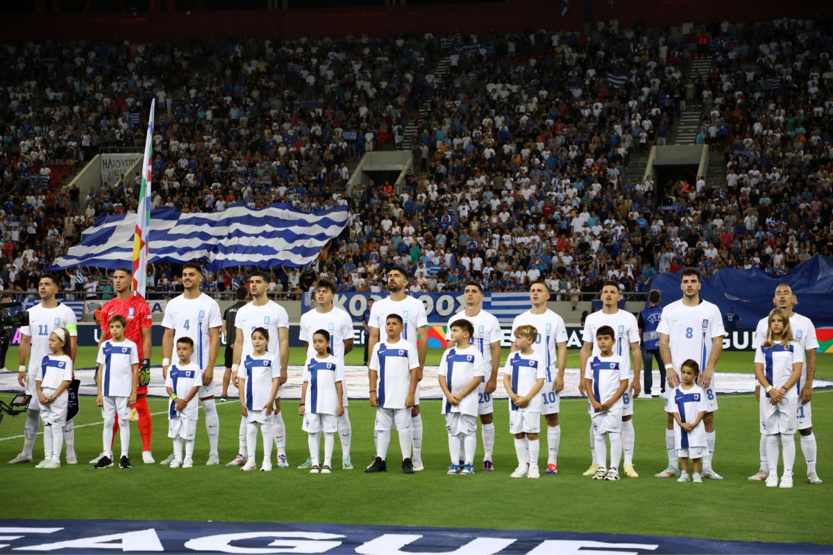 Παίκτες της Εθνικής στο «Καραϊσκάκης»